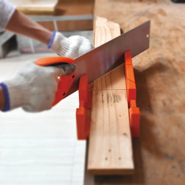 Caja Ingletadora Black+decker Con Serrucho 14 - Imagen 2