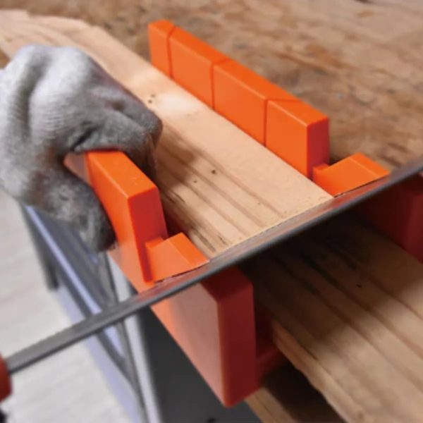 Caja Ingletadora Black+decker Con Serrucho 14 - Imagen 3