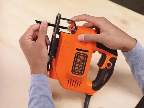 Sierra Caladora Black Decker 550w Ks701 Corte En Ángulo 45° - Imagen 2