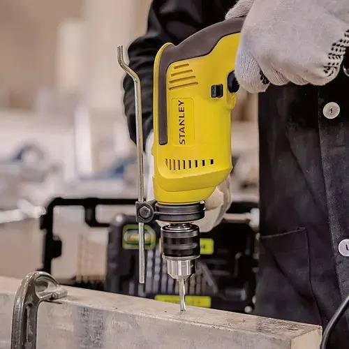 Taladro Percutor 700w Profesional Stanley Sdh700 Amarillo - Imagen 4