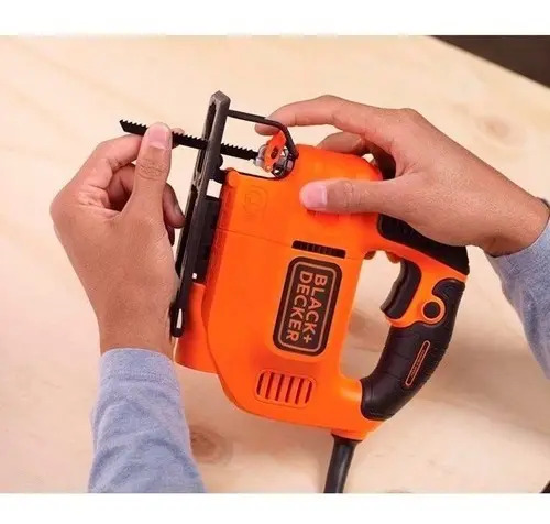 Sierra Caladora Black + Decker 550w Pendular Vel.var Maleta - Imagen 10