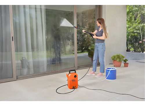 Hidrolavadora Black+decker De 1300w Con 1600psi Color Negro Naranja 50 Hz/60 Hz - Imagen 5